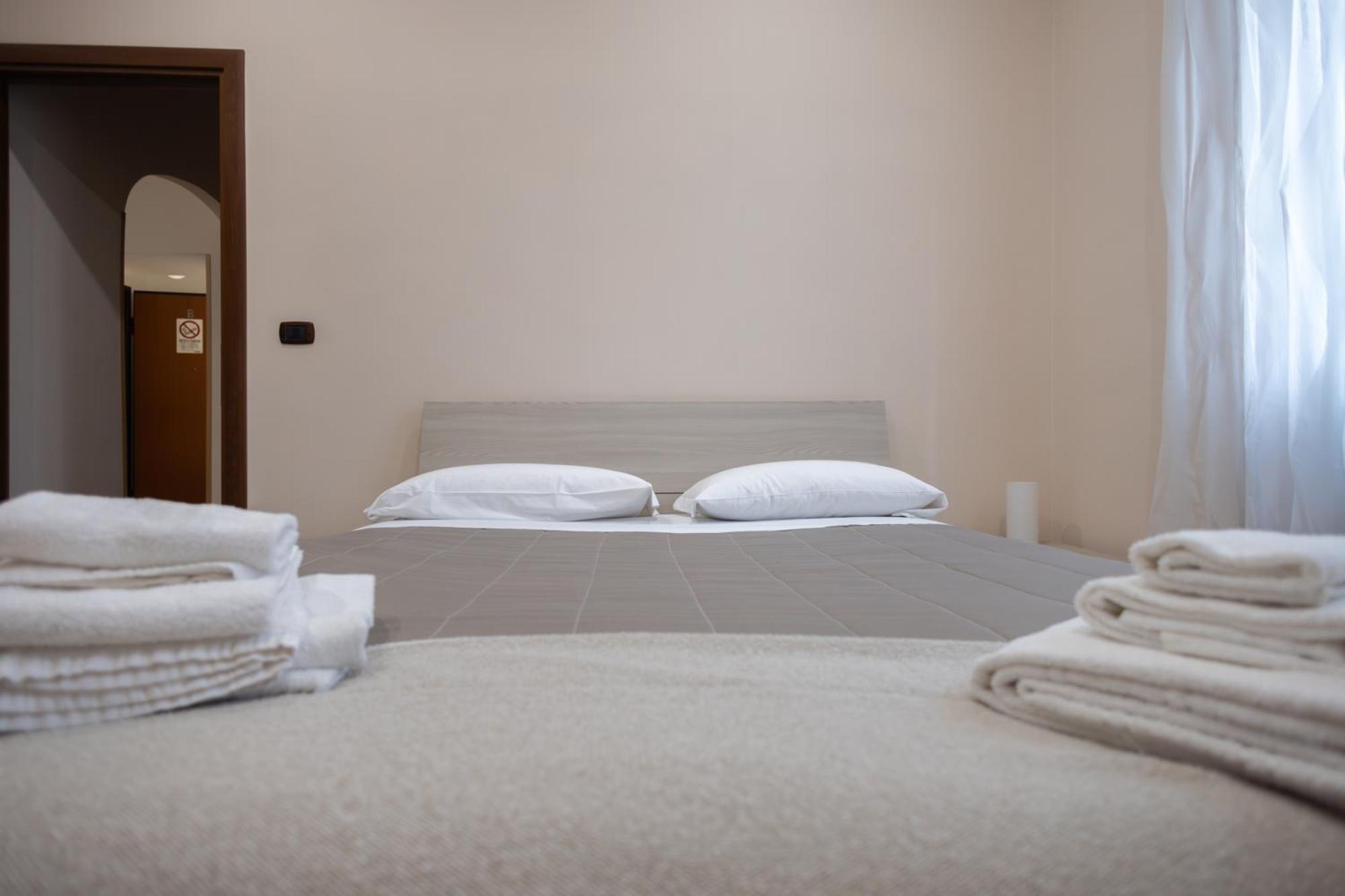 Casa Vacanze Alla Maison ฟิวมิชีโน ภายนอก รูปภาพ