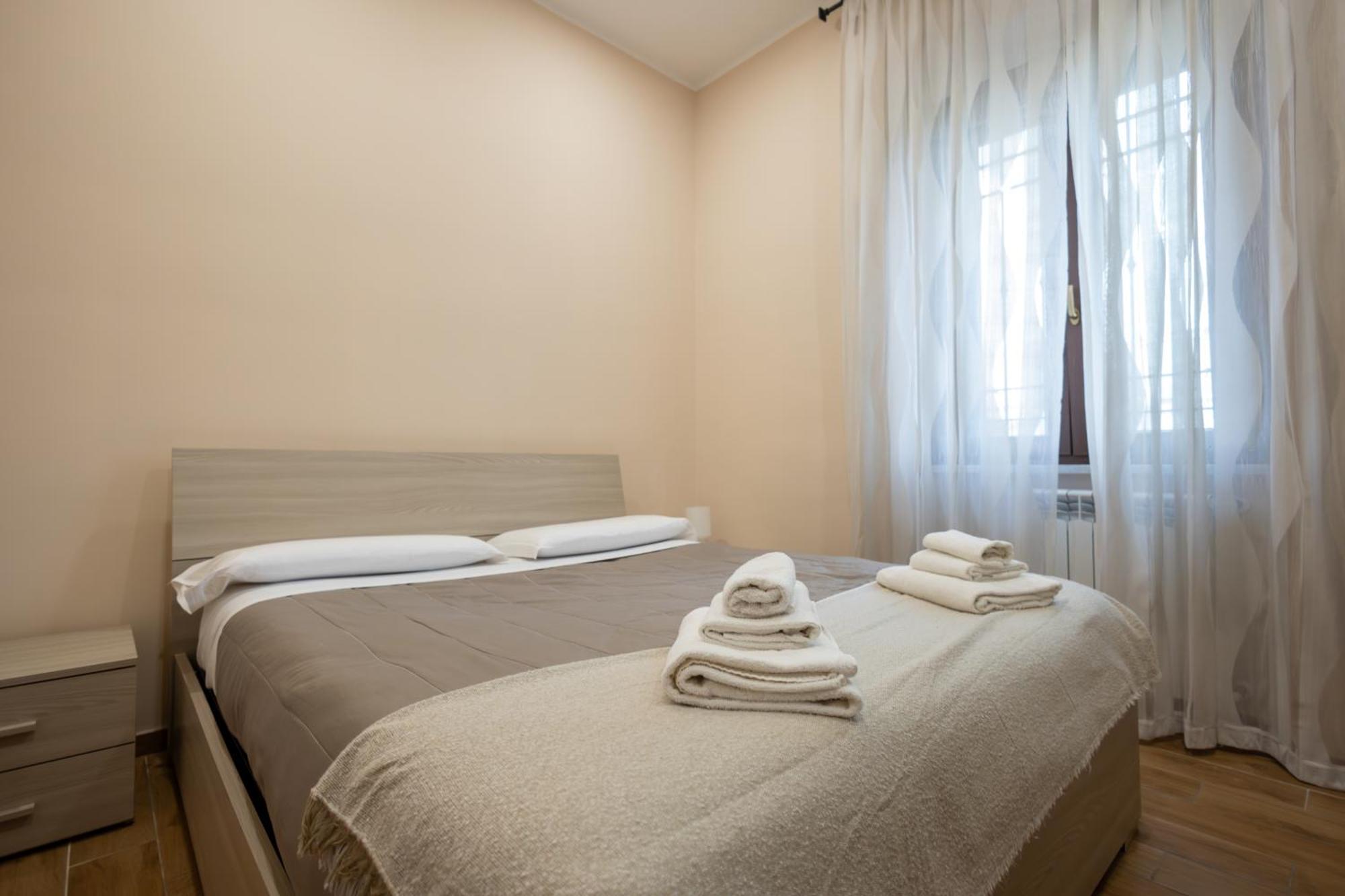 Casa Vacanze Alla Maison ฟิวมิชีโน ภายนอก รูปภาพ